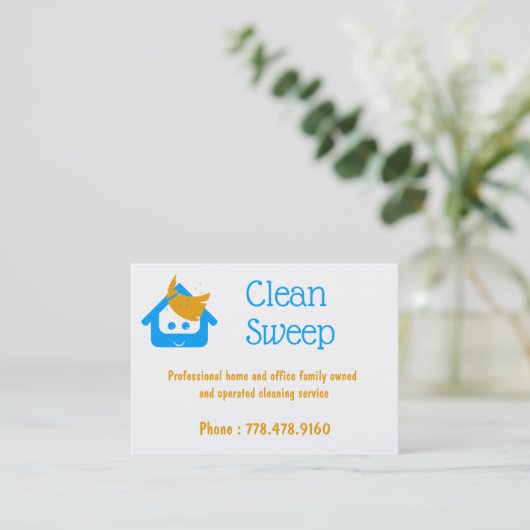 クリーニング会社クリーンスウィープかわいいハウスブルーム 名刺 (スタンド正面)