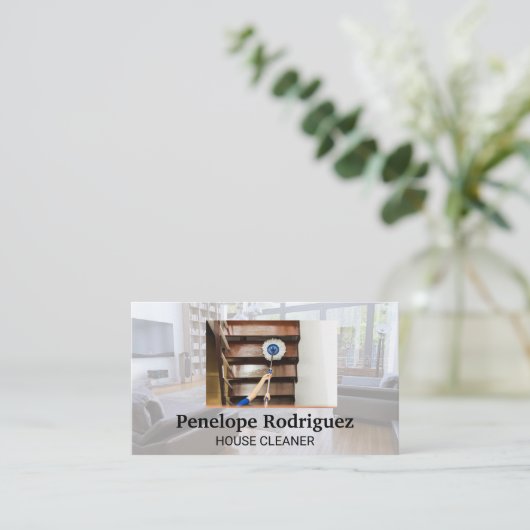 クリーニング用メイド | 床をモッピングする 名刺 (スタンド正面)