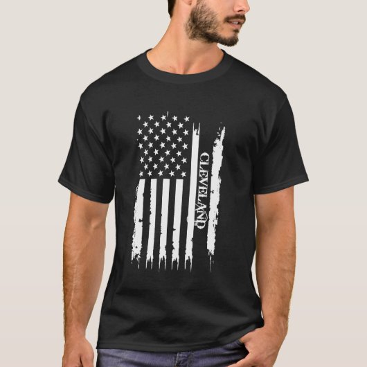 クリーブラ統一されたンド動揺して州(米国国旗) Tシャツ (正面)