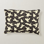 クリーミーな幽霊 – ハロウィーンパターン。 アクセントクッション (裏面)