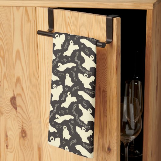 クリーミーな幽霊 – ハロウィーンパターン。 キッチンタオル (三つ折り)