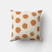 クリームとオレンジのドットスタンプのパターン クッション (裏面)