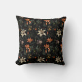 クリームとオレンジ色のデイリーフローラ クッション (正面)