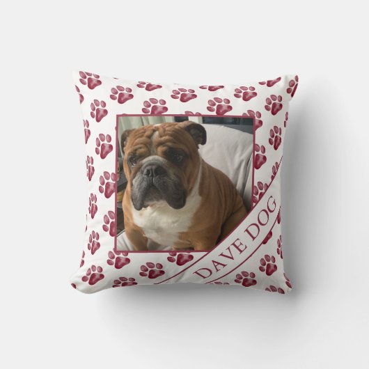 クリームとマルーン犬の写真枕 クッション (正面)
