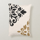 クリームのスクロールダマスク織の芸術Iの黒及び金ゴールド アクセントクッション (裏面(縦))