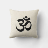 クリームの神聖なOm クッション (裏面)