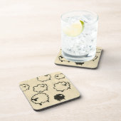 クリームの背景に白と黒の羊 コースター (右側)