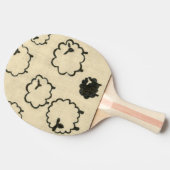 クリームの背景に白と黒の羊 卓球ラケット (横)