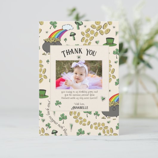 クリームアイリッシュレインボークローバー&ハート誕生日 サンキューカード (スタンド正面)