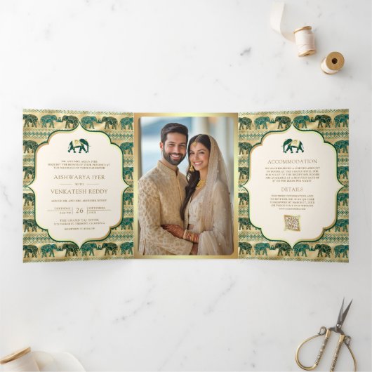 クリームエメラルドグリーン金ゴールドエレファントインディアン結婚ズ 三つ折り招待状 (内部)