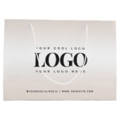 クリームエレガントグラディエントシックカスタムビジネスロゴ ラージペーパーバッグ (裏面)