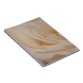 クリームカラーバラクローズアップ ノートブック (右側)