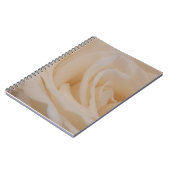 クリームカラーバラクローズアップ ノートブック (左側)