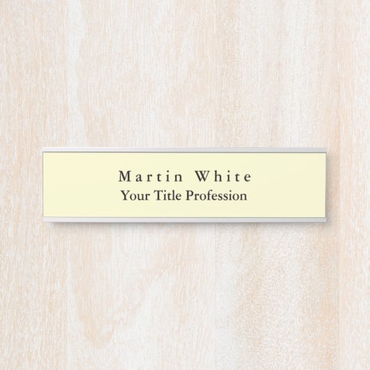 クリームカラープレーンエレガントプロフェッショナルモダン サインプレート (正面)