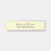 クリームカラープレーンエレガントプロフェッショナルモダン サインプレート (正面)