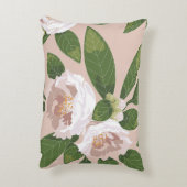 クリームガーデン調和：カメリアと緑 アクセントクッション (裏面(縦))