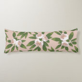 クリームガーデン調和:カメリアと緑 ボディピロー (正面)