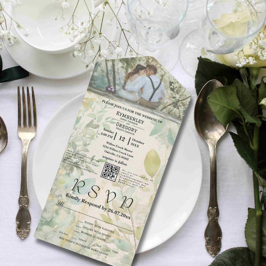 クリームグリーンのユーカリ植物QRコード オールインワン招待状