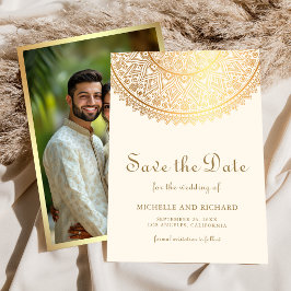 クリームゴールドの曼荼羅インドの結婚式の写真 セーブザデート