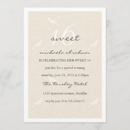 クリームシックスウィート16パーティの招待状 招待状