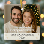 クリームニュートラル&金ゴールドファミリーフォトスノーフレーク セラミックオーナメント