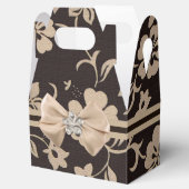 クリームハイビスカスフラワーオンブラウン1 フェイバーボックス (オープン)