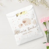 クリームパステルイラストレーション赤ちゃんシャワー フェイバーバッグ (封をした状態)