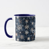 クリームブルーの冬の雪の結晶 クリスマス マグカップ (左)