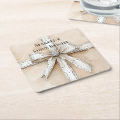 クリームホワイトシルバーグリジーグラムボウ誕生日 スクエアペーパーコースター (アングル)