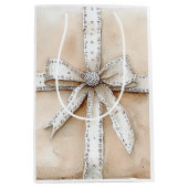 クリームホワイトシルバーグリジージーグラムボウクリスマス ミディアムペーパーバッグ (正面)