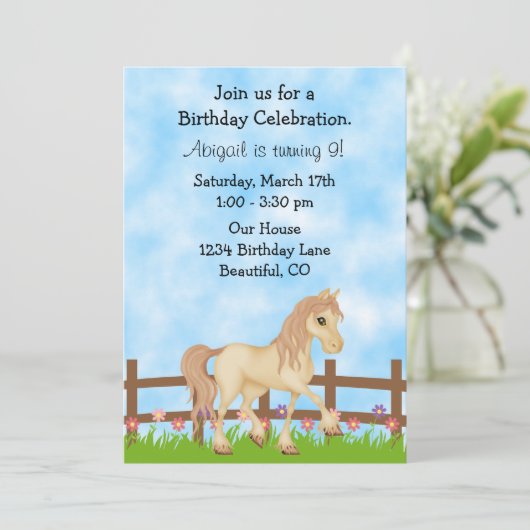 クリームホースアンドフラワーガールズ誕生日招待状 招待状 (スタンド正面)