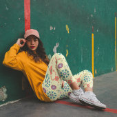 クリーム素晴らしホワイトスカンジナビアフォークパターン レギンス