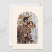 クリーム色と金の葉の枝の結婚式の写真 セーブザデート (裏面)