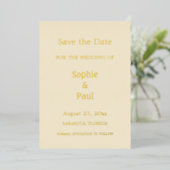 クリーム色のゴールド箔押しSave the Date 招待状 (立ち正面)