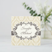 クリーム色のダマスク織の結婚式招待状 招待状 (スタンド正面)