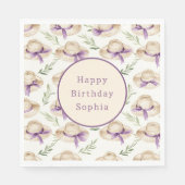 クリーム色の帽子に紫のリボン 誕生日 スタンダードランチョンナプキン (正面)