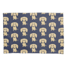 クリーム色の短い髪のダックスフントパターン