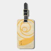 クリーム色の背景の黄色いかたつむり ラゲッジタグ (正面縦)