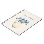 クリーム色の花瓶 紫色のアヤメの花 ノートブック (左側)