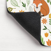 クリーム色パターンのスカンジナビアのスタイルのイラストレーション マウスパッド (コーナー)