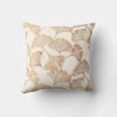 クリーム葉金ゴールドのギングコアイボリー壁紙 クッション (裏面)