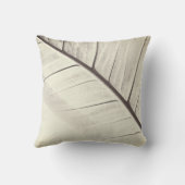 クリーム&グレーマクロリーフデザイン クッション (裏面)