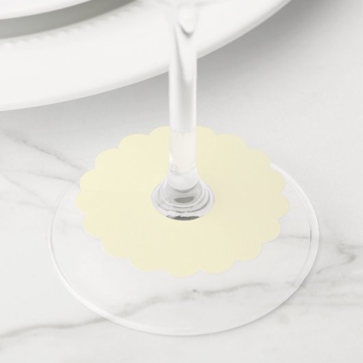 クリーム ワイングラスタグ (クローズアップ)