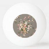 クリーム、灰色の上にピンクの花。 卓球ボール (裏面)
