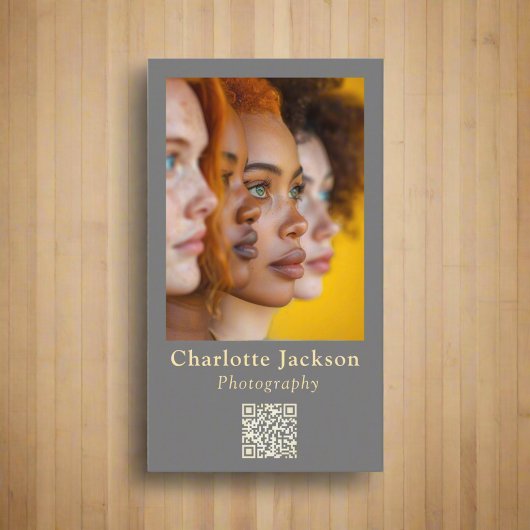 クリーンエレガントグレー写真撮影とQrコード 名刺