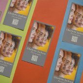 クリーンエレガントグレー写真撮影とQrコード 名刺