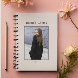 クリーンシンプルビジネス女性写真 プランナー手帳