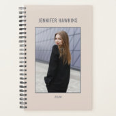 クリーンシンプルビジネス女性写真 プランナー手帳 (正面)