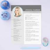 クリーンモダングレーと白のジョブの再開写真 チラシ (シングル)