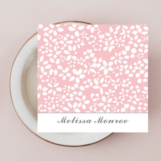 クリーン赤面ピンクの花フェミニンかわいいスクリプト スクエア名刺